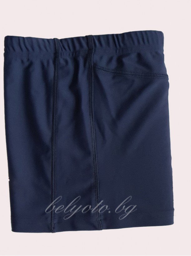 men slip swim