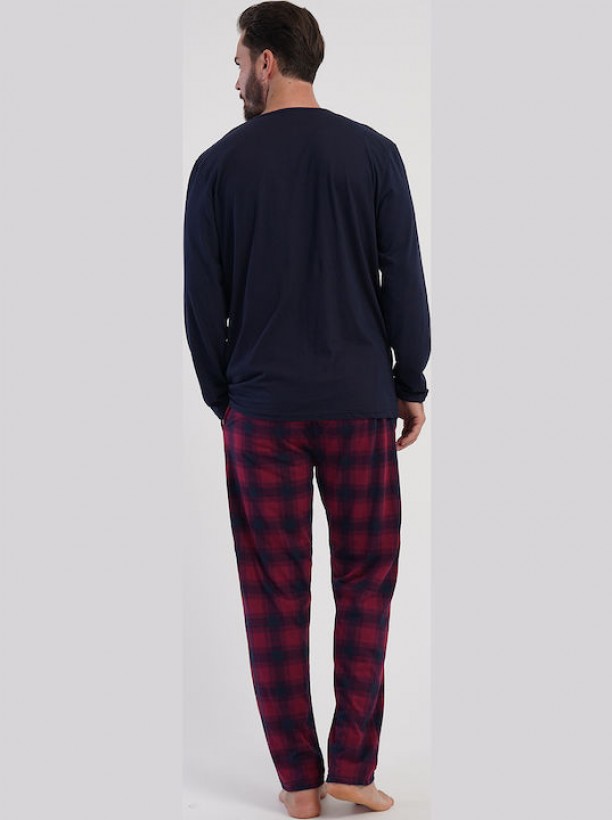 Маски тънка мъжка пижама каре